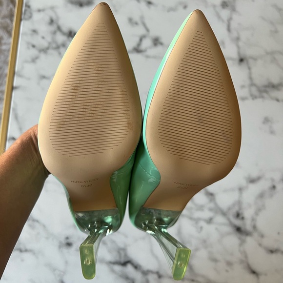 Nine West Trendz Pointed Toe Pump Heels Women's Neon Pistachio Color - Size 8.5 - Picture 12 of 15
